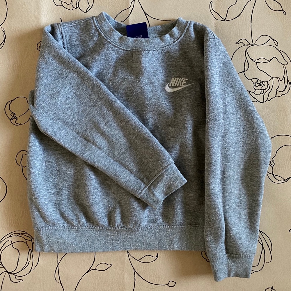 Nike sweatshirt